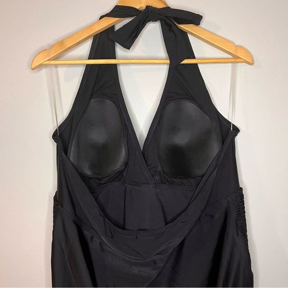 #91 Beach Bump PLus Size Smocked Waist Maternity One Piece Swimsuit UPF 50+ - Picture 5 of 10